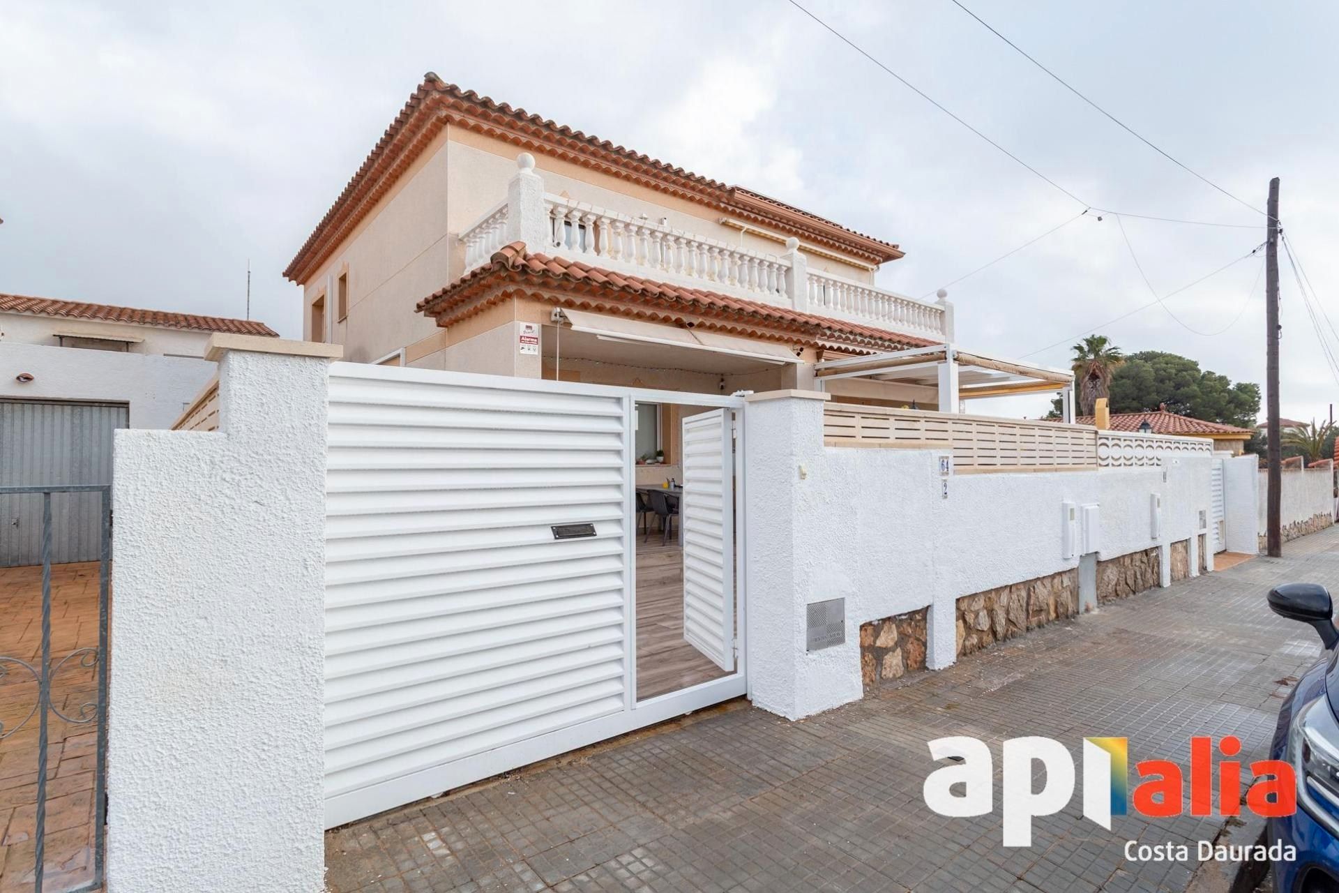 Casa adosada en venda a Carrer Pamplona, Centre