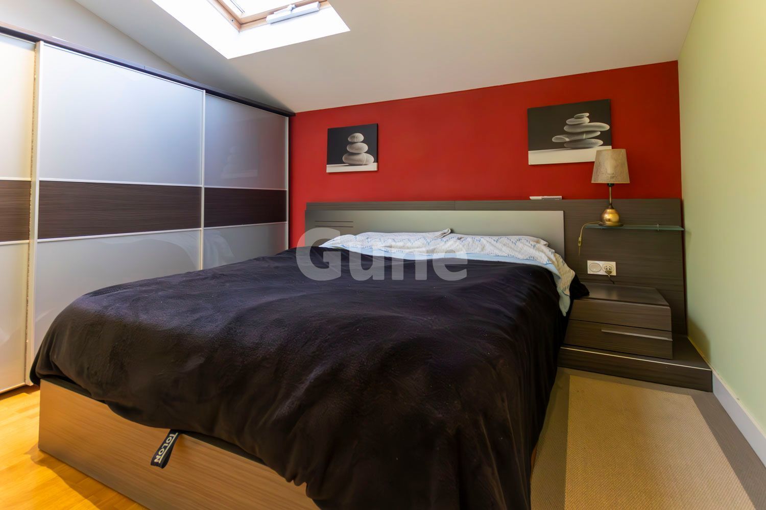 Attic for sale in alegi auzoa, Gabiria