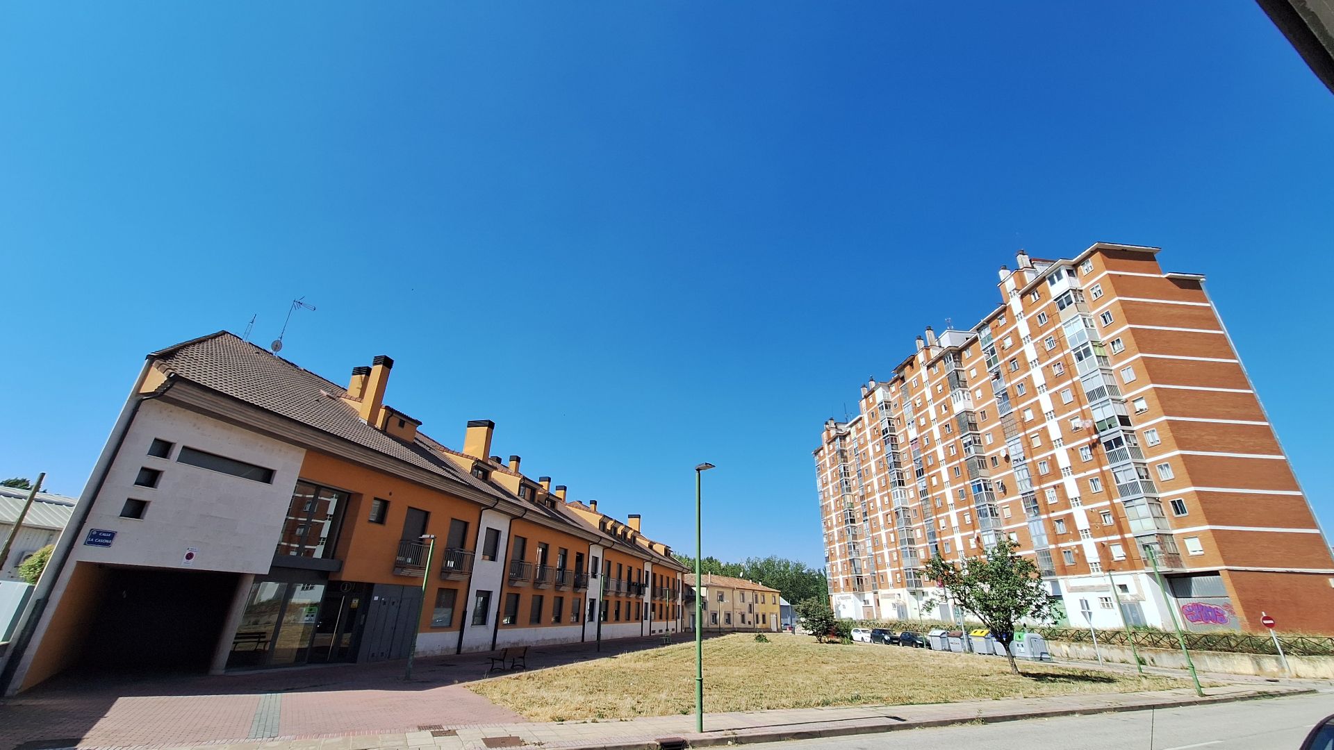 Vista exterior de Apartament en venda en Burgos Capital amb Calefacció, Terrassa i Traster