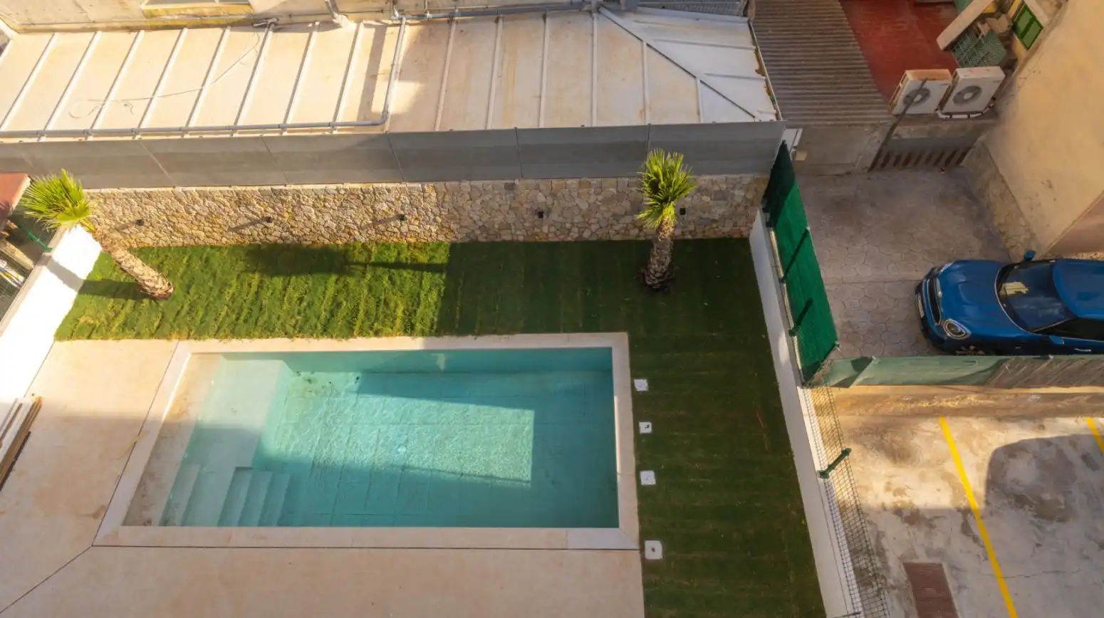 Swimming pool of Attic for sale in  Palma de Mallorca  with Air Conditioner, Terrace and Storage room