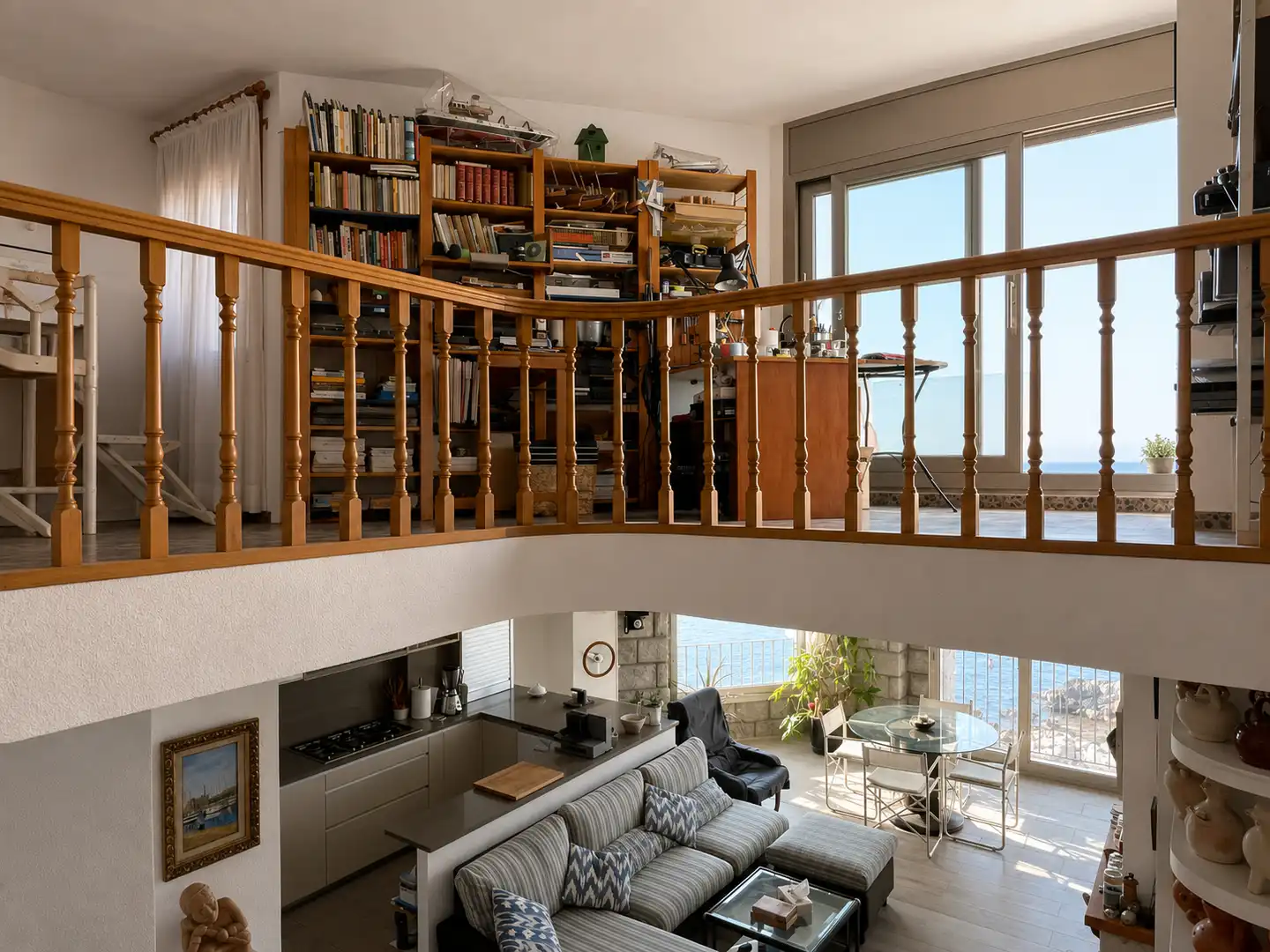 Sala d'estar de Dúplex en venda en L'Escala amb Calefacció, Terrassa i Moblat