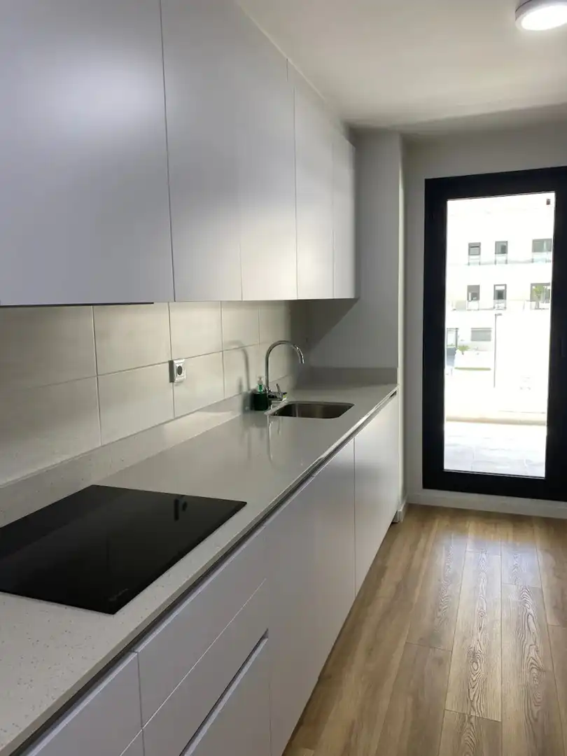 Cocina de Piso para compartir en Bellavista - La Palmera