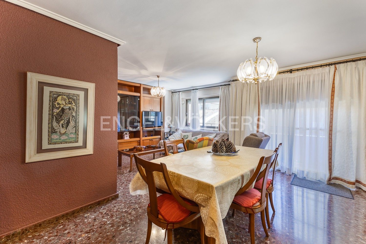 Menjador de Apartament en venda en  Valencia Capital amb Aire condicionat, Calefacció i Moblat