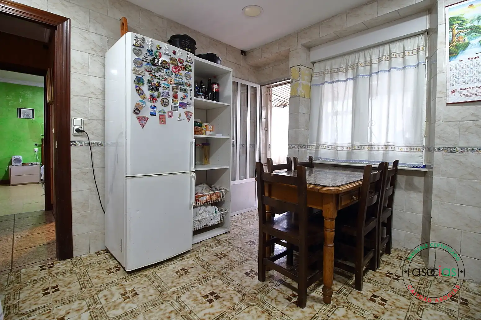 Cuina de Casa o xalet en venda en Gijón  amb Calefacció