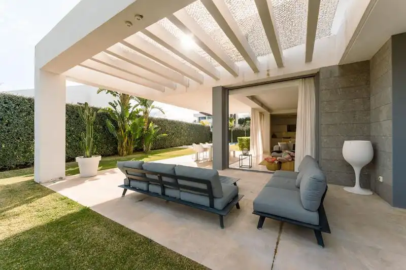 Terrassa de Casa o xalet de lloguer en Estepona amb Aire condicionat, Jardí privat i Terrassa