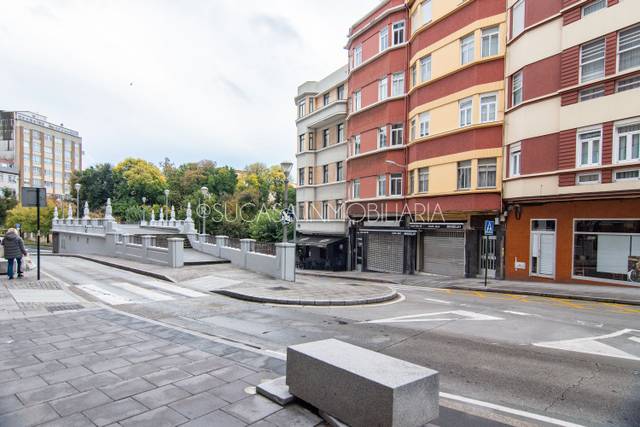 Local comercial en Venta en Rúa San Roque, 5 en Monte Alto - Zalaeta - Atocha