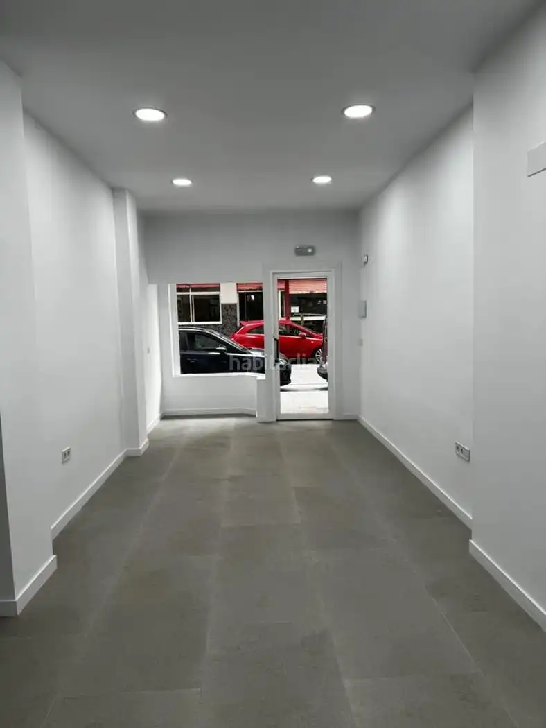 Office space to rent in Calle Lozano de Torres 8