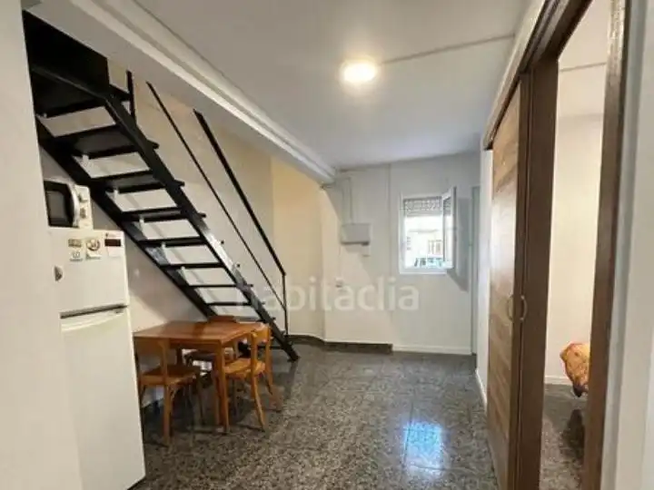 Apartamento en venta en Ronda de la Roureda 0
