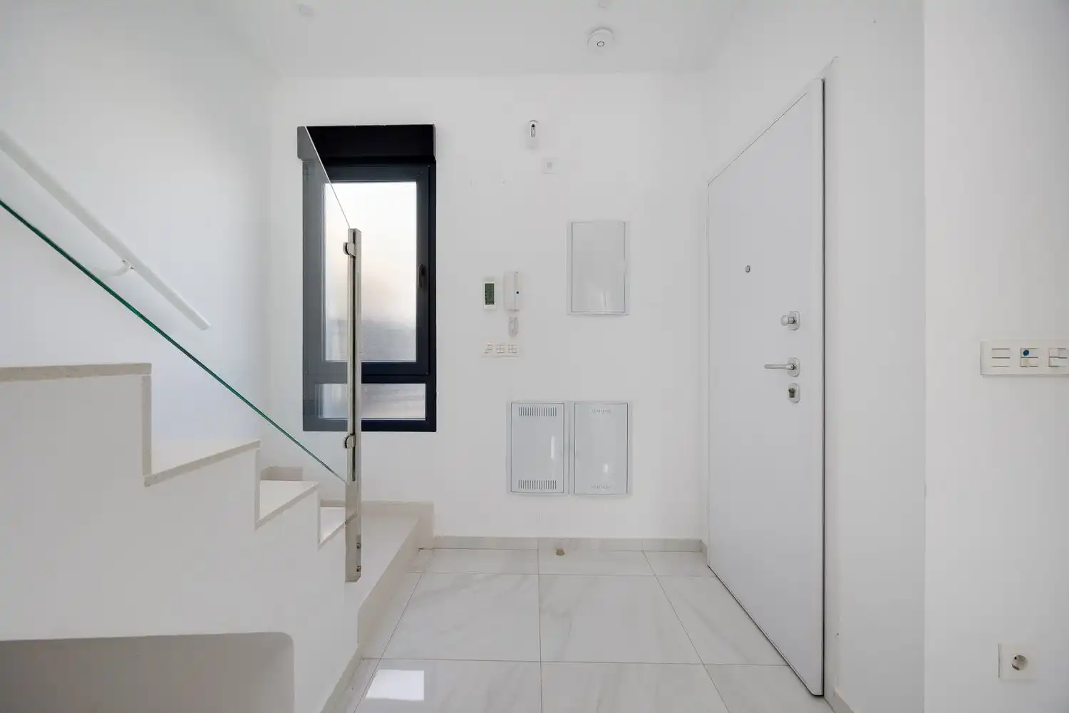 Reihenhaus mit Pool zum Verkauf in Calle Carmen Laforet 58, imagen 10