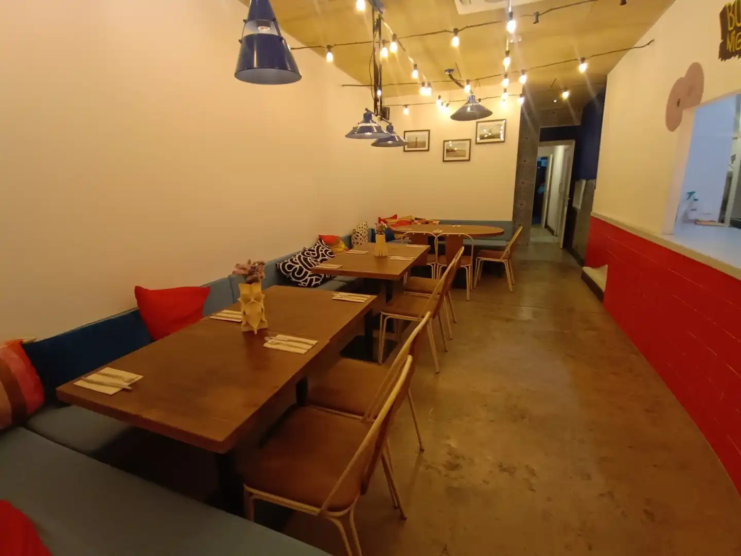Business premises for transfer in Eixample, imagen 2