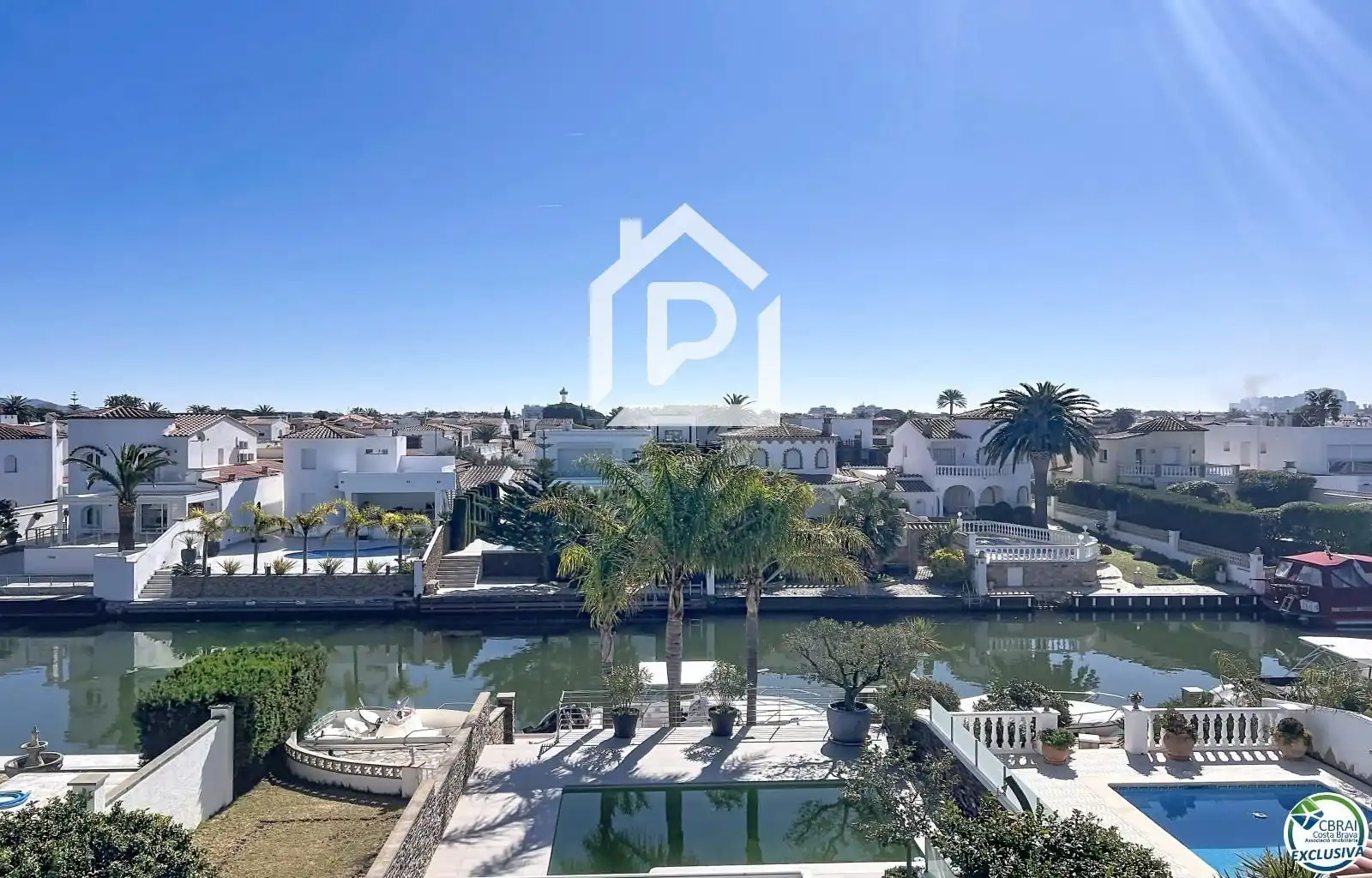 Houses for sale in Empuriabrava, Girona