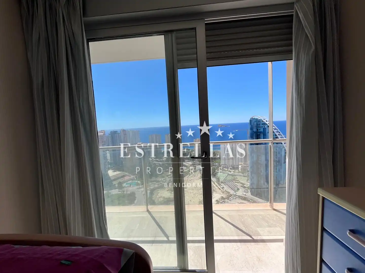 Apartament amb terrassa en venda a Via Parque, imagen 24