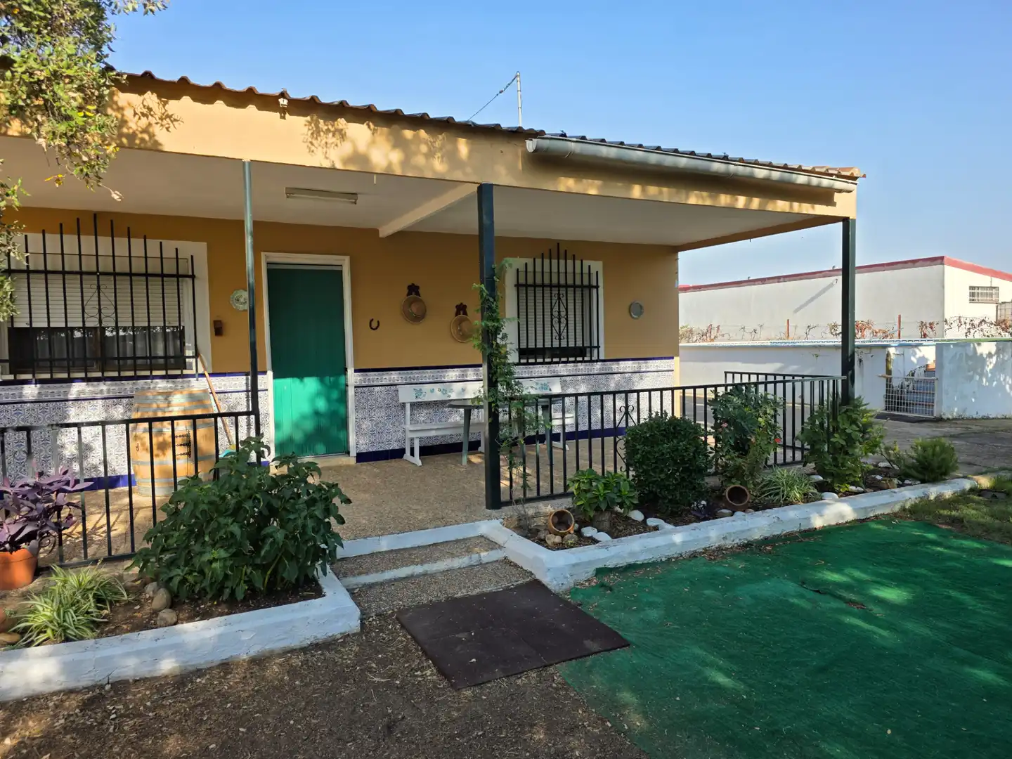Villa mit Pool zum Verkauf in Parque de la Constitución 5a, imagen 2