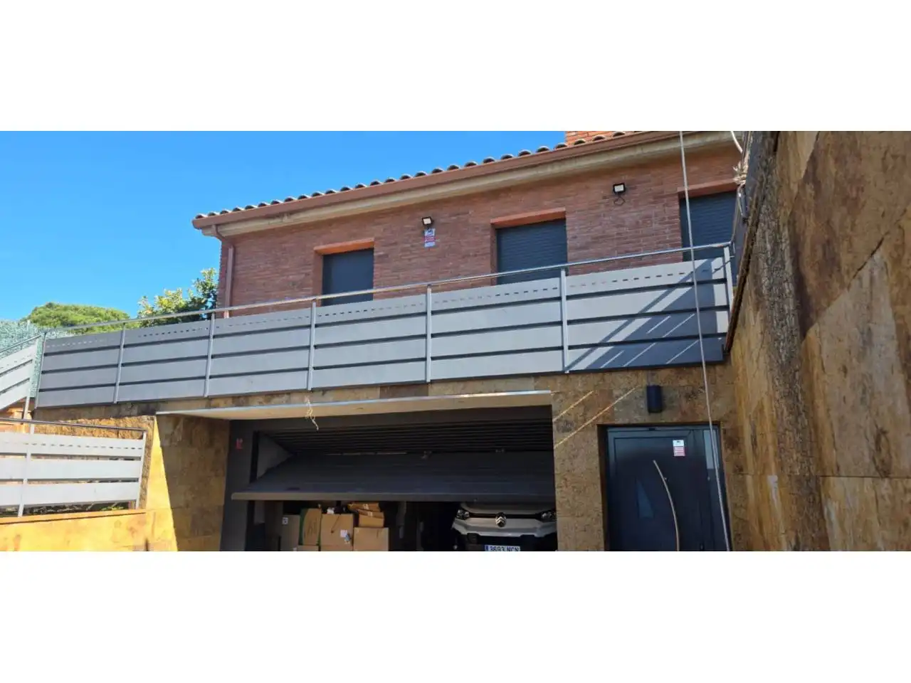 Terraza de Casa o chalet en venta en La Roca del Vallès con Aire acondicionado, Calefacción y Jardín privado