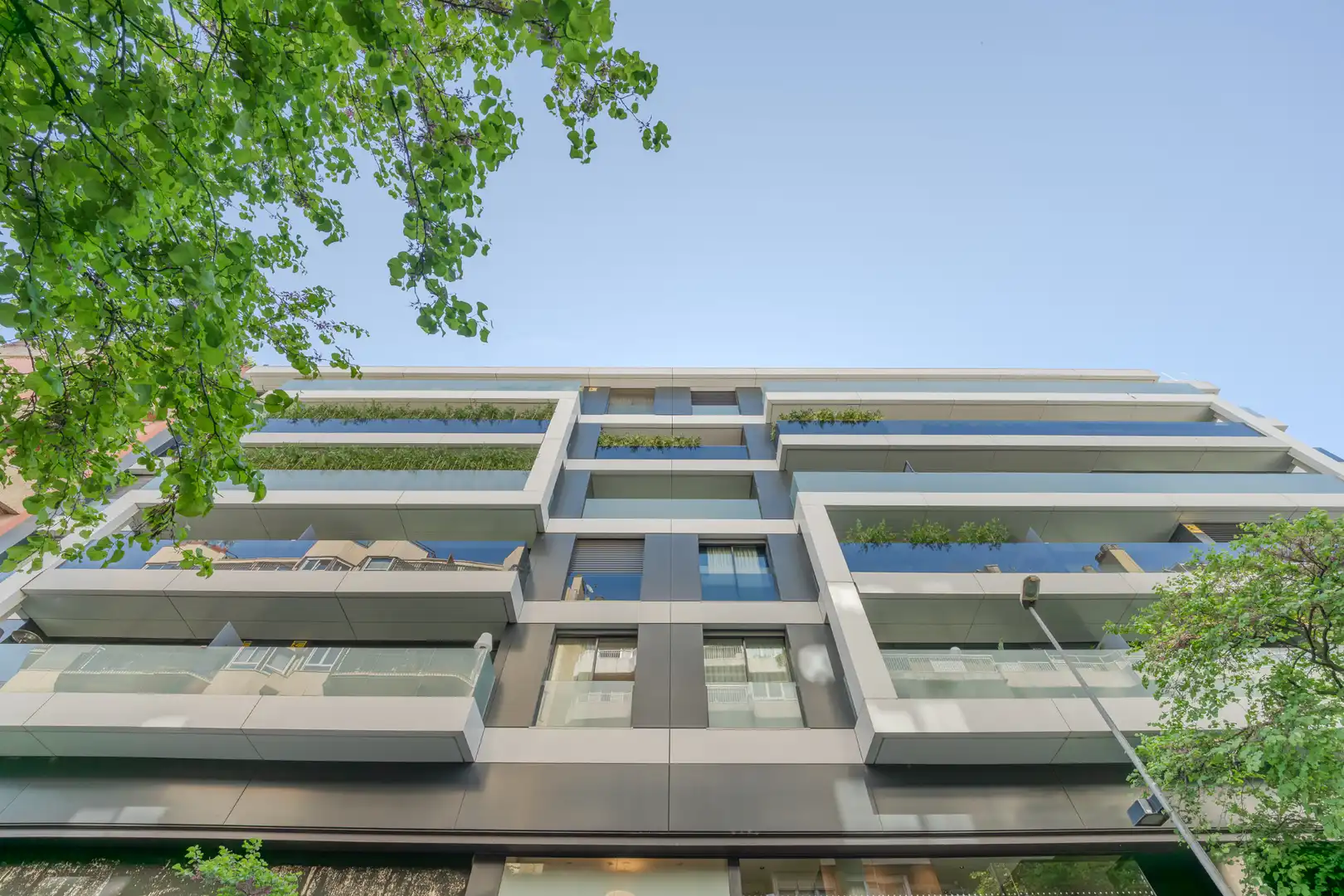 Exterior view of Flat for sale in Girona  with Air Conditioner, Heating and Parquet flooring