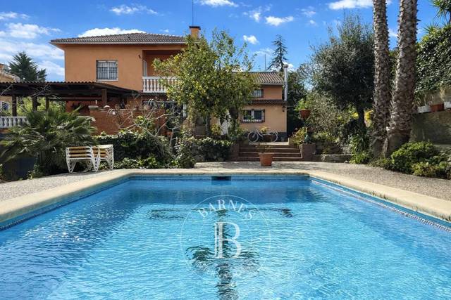 Casa-chalet en Venta en Urbanitzacions