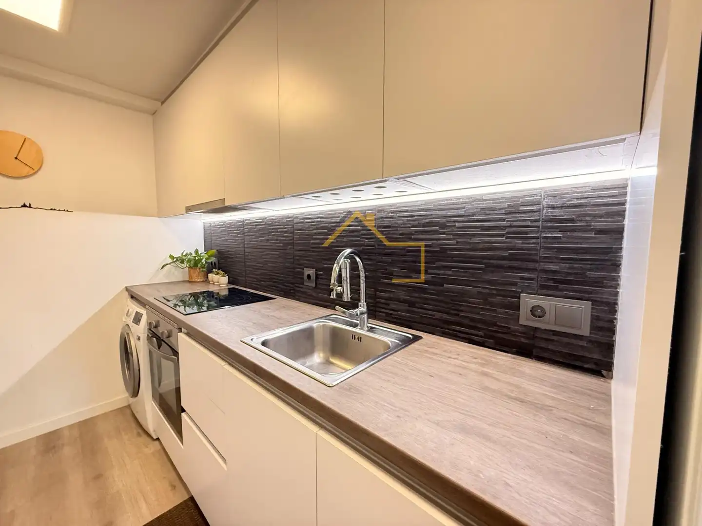 Appartamento con terrazza in vendita a Can Sans, imagen 3