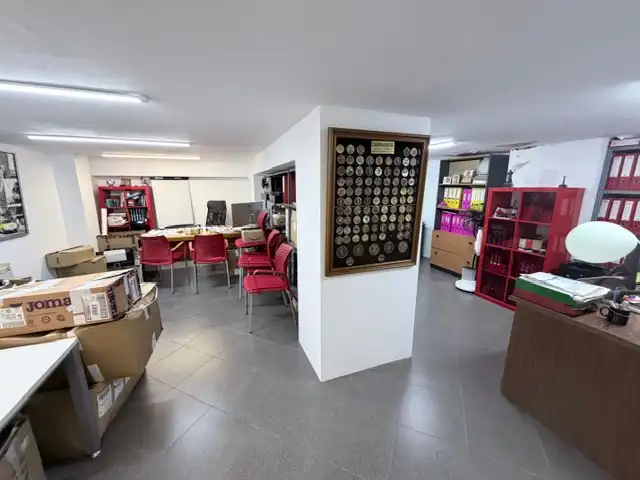 Local de alquiler en Huelva
