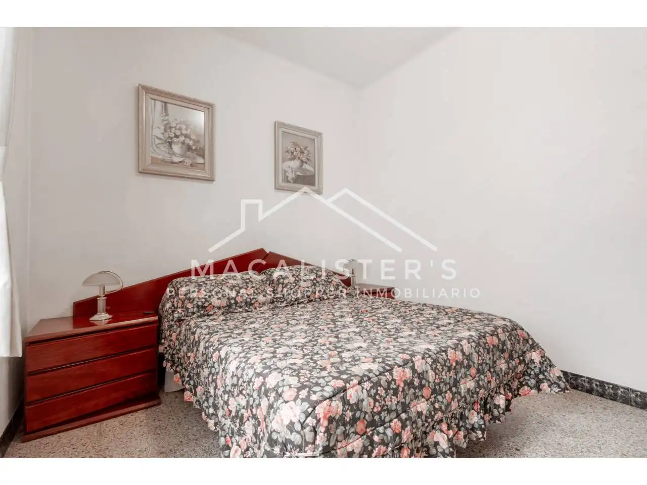 Bedroom of Flat for sale in Barcelona  with Air Conditioner and Balcony