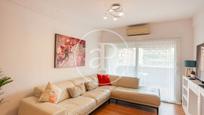 Living room of Flat for sale in  Madrid Capital  with Air Conditioner, Heating and Private garden