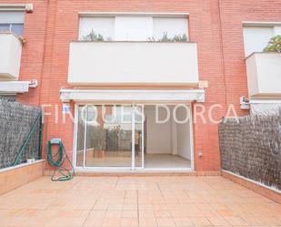 Vista exterior de Casa adosada de lloguer en Cabrils amb Calefacció, Parquet i Terrassa