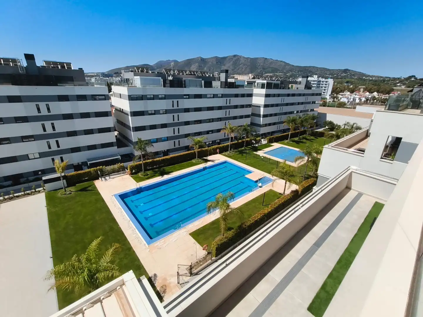 Ático con piscina en venta en Avenida Mar de Alborán, imagen 40