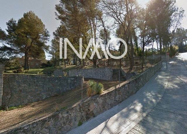 Terreno en Venta en Carrer de Can Barata en Can Barata