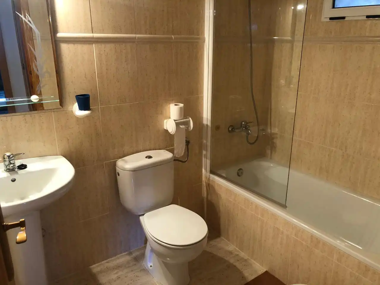 Badezimmer von Wohnung zur Miete in Vera mit Klimaanlage, Terrasse und Möbliert