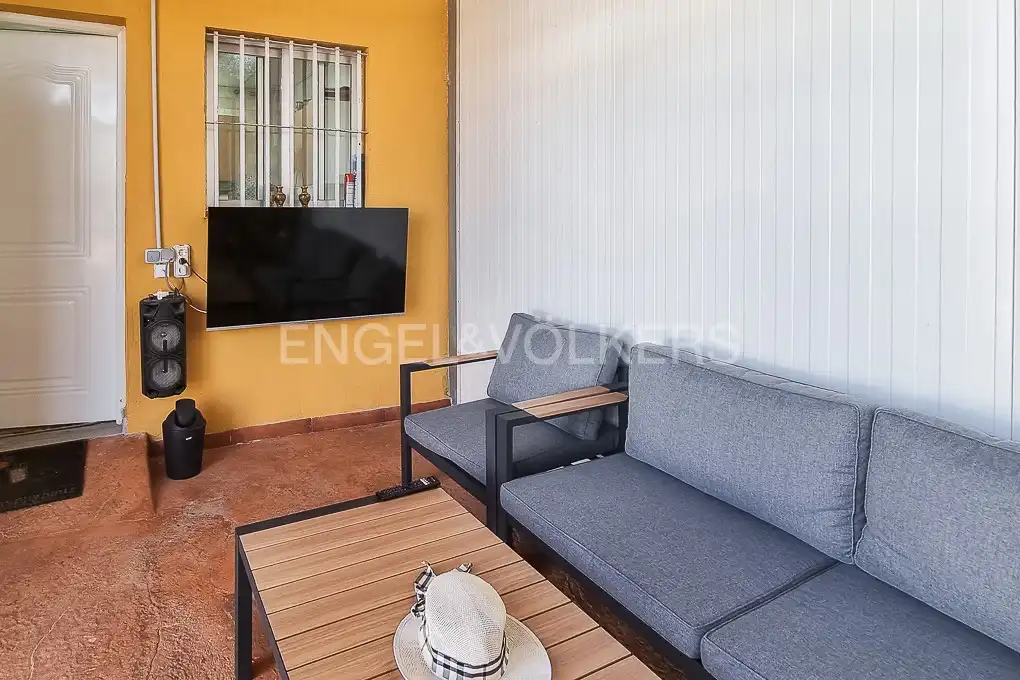 Terraza de Casa o chalet de alquiler en Montserrat con Calefacción, Jacuzzi y Se aceptan mascotas