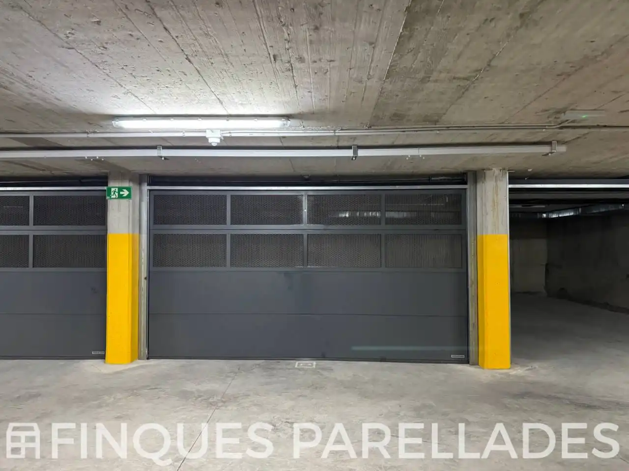 Parking of Flat for sale in Sitges  with Air Conditioner, Heating and Parquet flooring