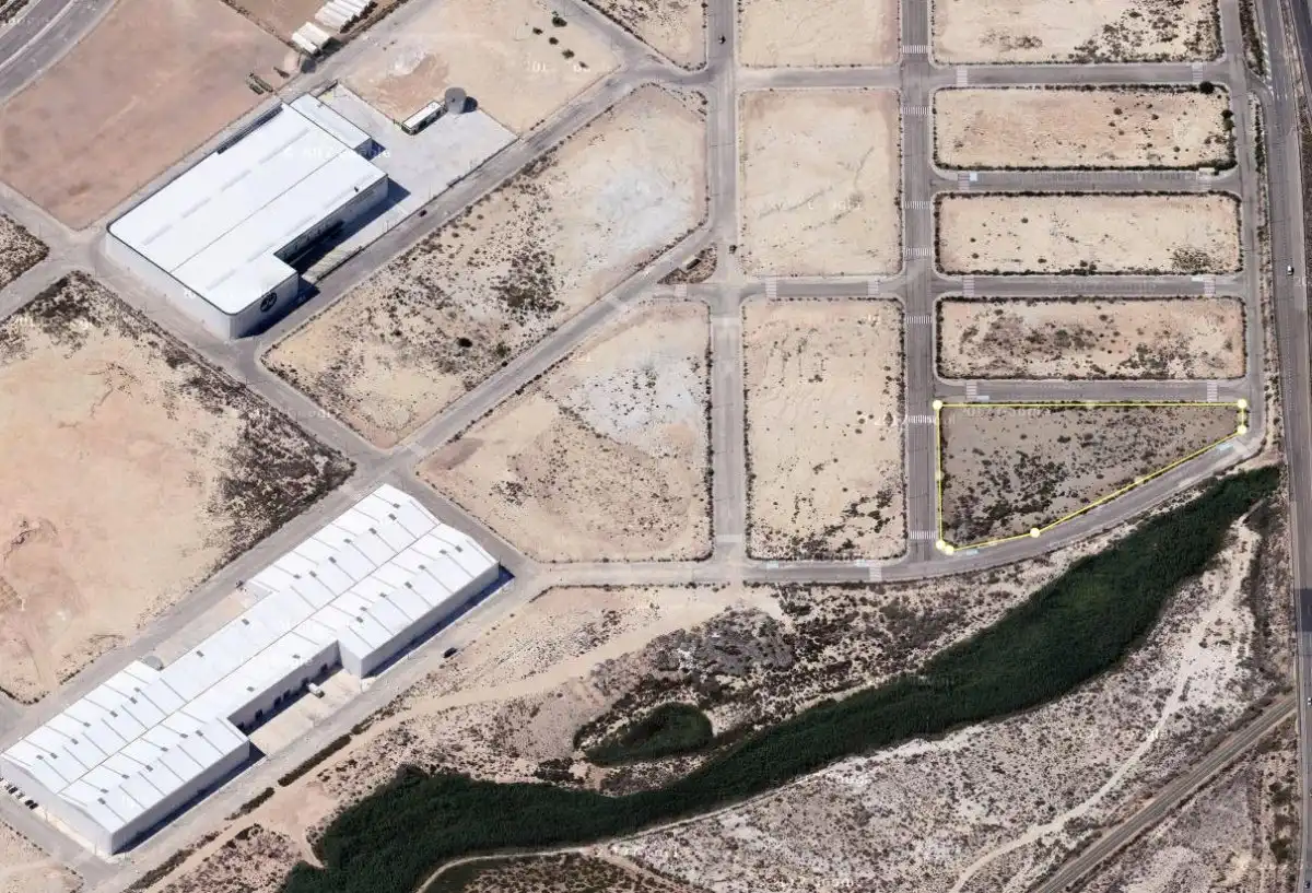 Terreno industriale in vendita a Lorquí