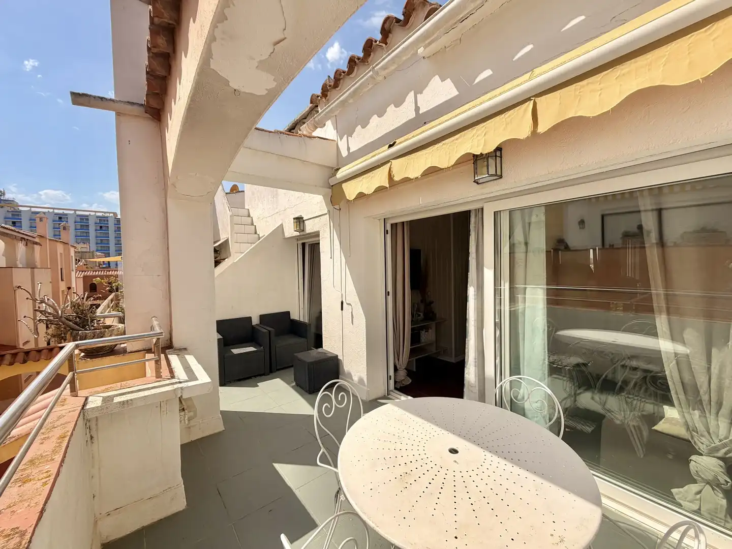 Flat with terrace for sale in Moxó - Sant Mori