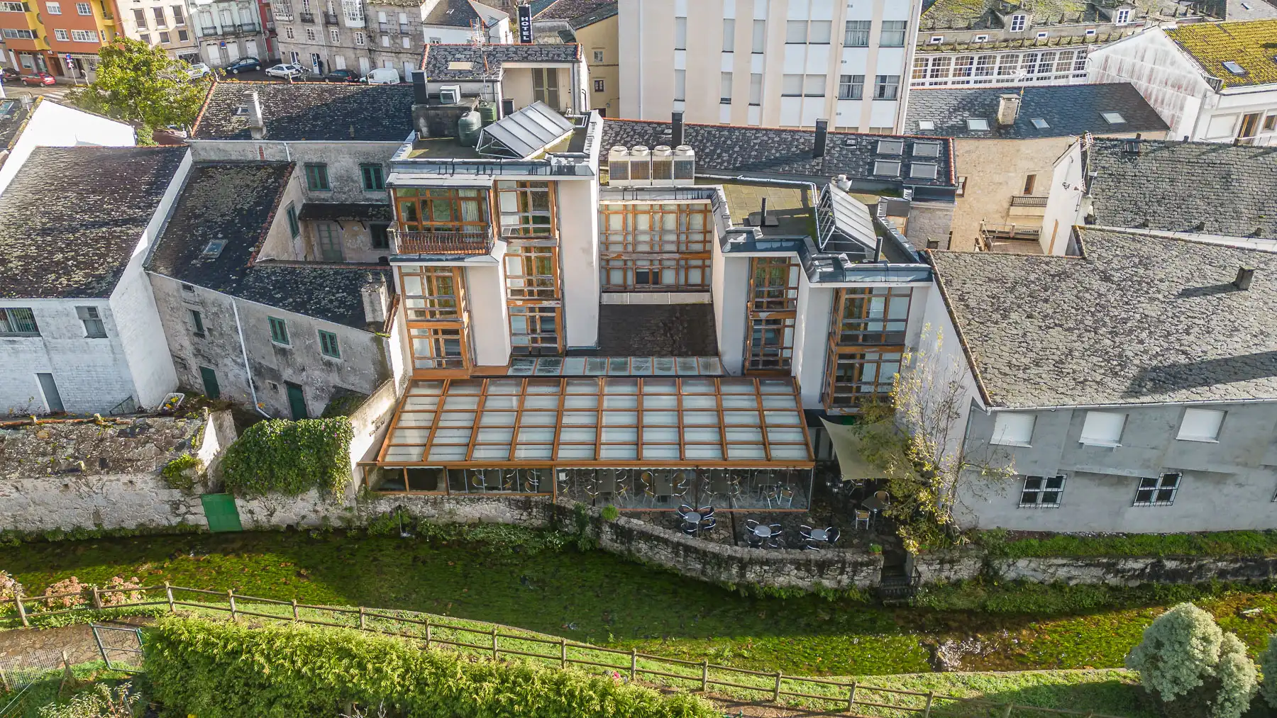 Außenansicht von Geschaftsraum zum Verkauf in O Valadouro  , Lugo