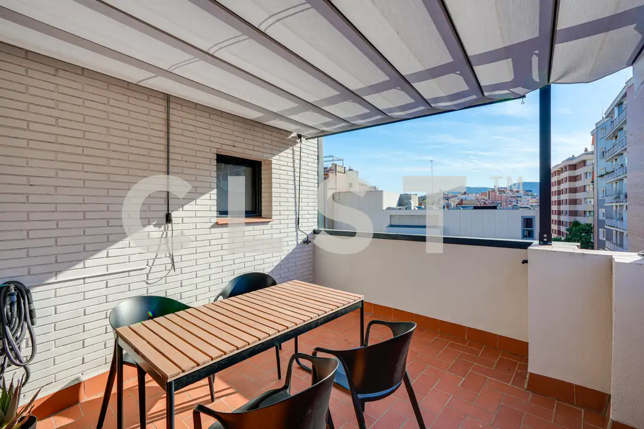 Terrassa de Apartament de lloguer en Barcelona amb Aire condicionat, Calefacció i Parquet