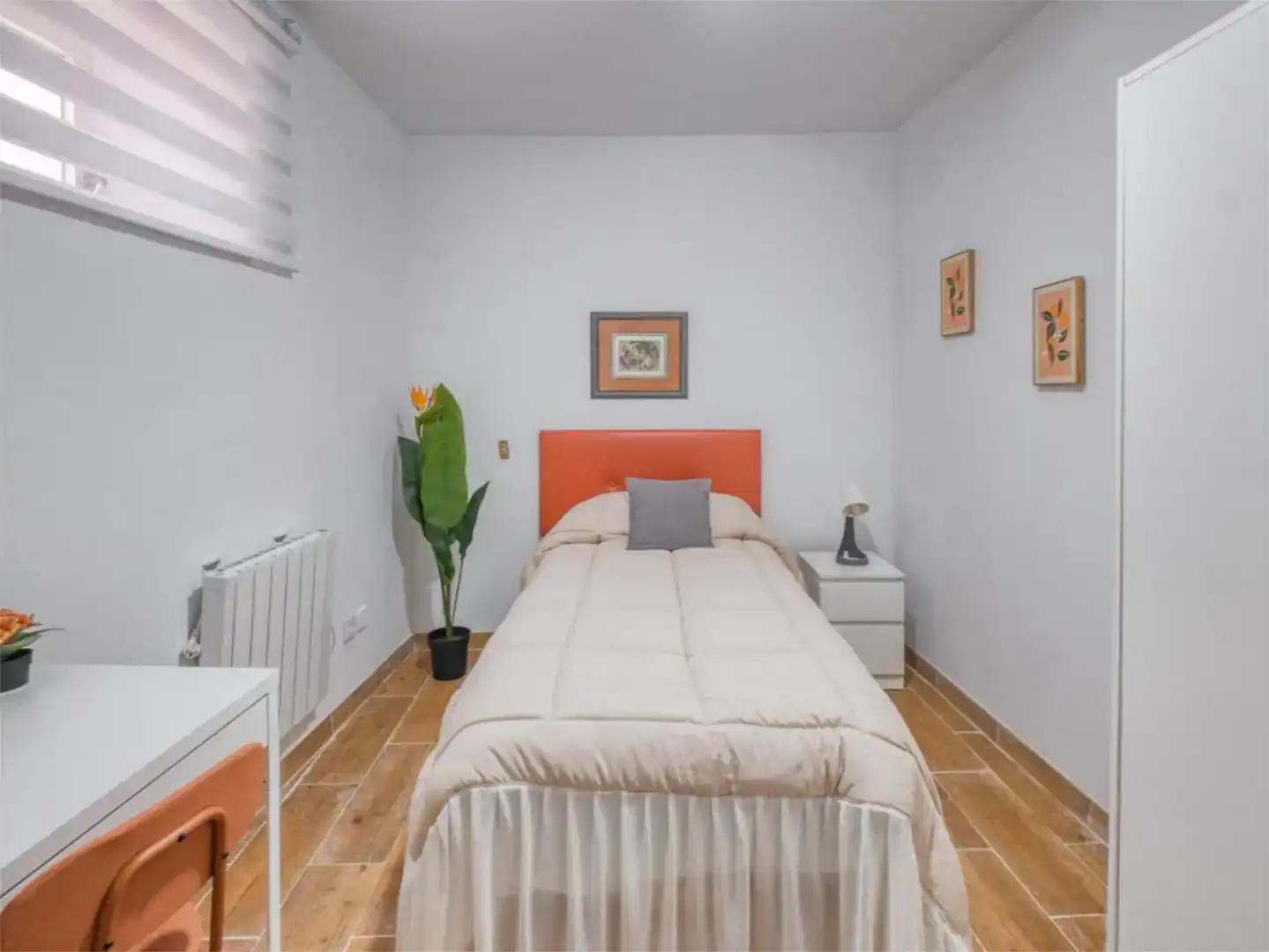 Bedroom of Study for rent in Estremera  with Air Conditioner, Furnished and Balcony