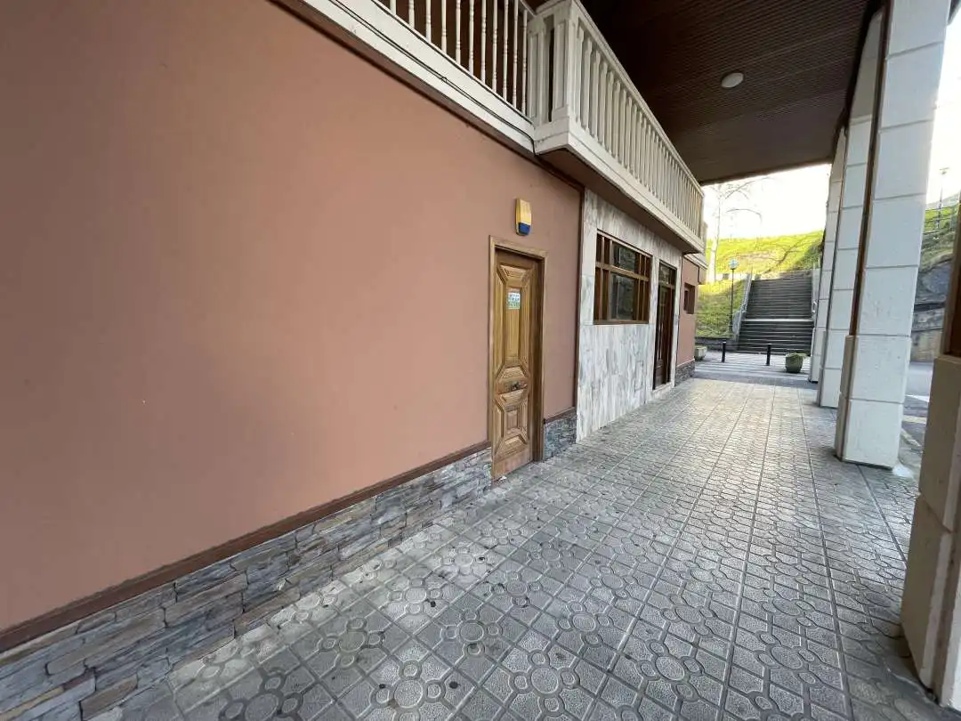 Local comercial en venta en Legazpi, imagen 4