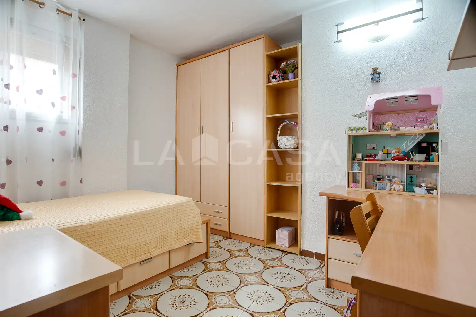 Habitación de Piso en venta en Barcelona con Calefacción, Trastero y Balcón
