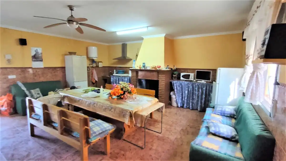 Casa rústica en venda a San Carlos del Valle (Carril de las Chozas) km 3, imagen 3
