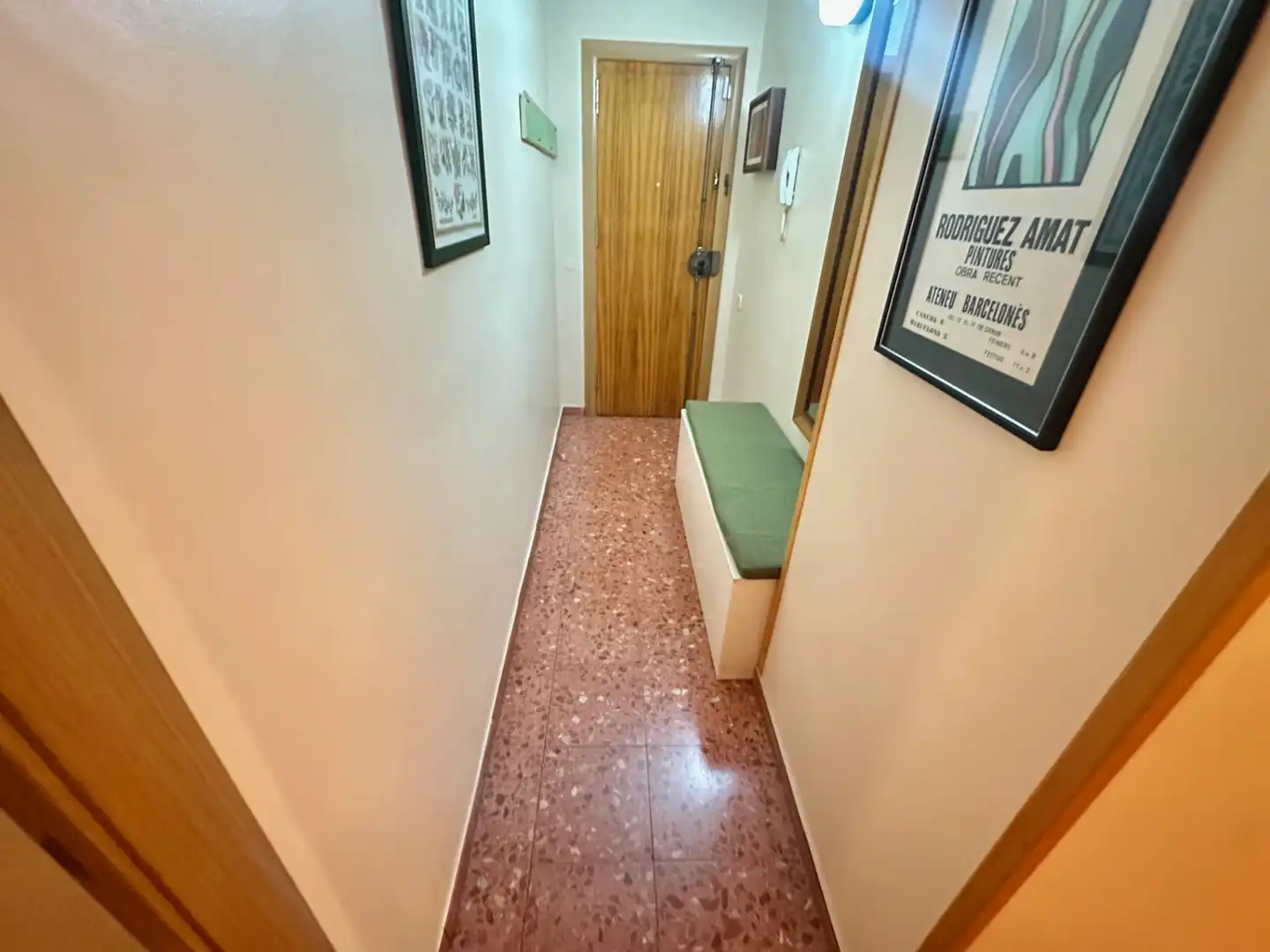 Piso en venta en Santa Coloma de Gramenet con Calefacción, Amueblado y Horno