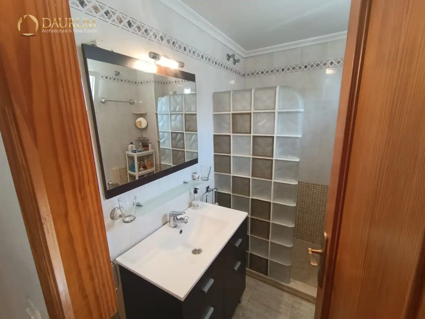 Bathroom of Apartments for sale in Elche / Elx  with Heating, Terrace and Swimming Pool