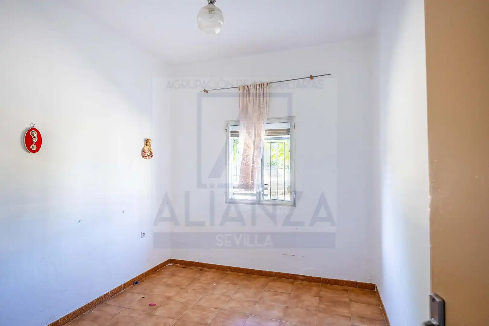 Habitación de Piso en venta en Camas con Aire acondicionado y Amueblado