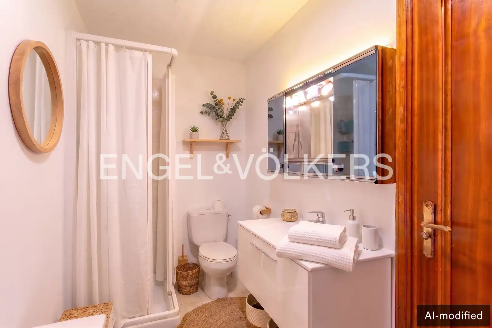 Badezimmer von Wohnung zum Verkauf in Madrid mit Heizung und Parkett
