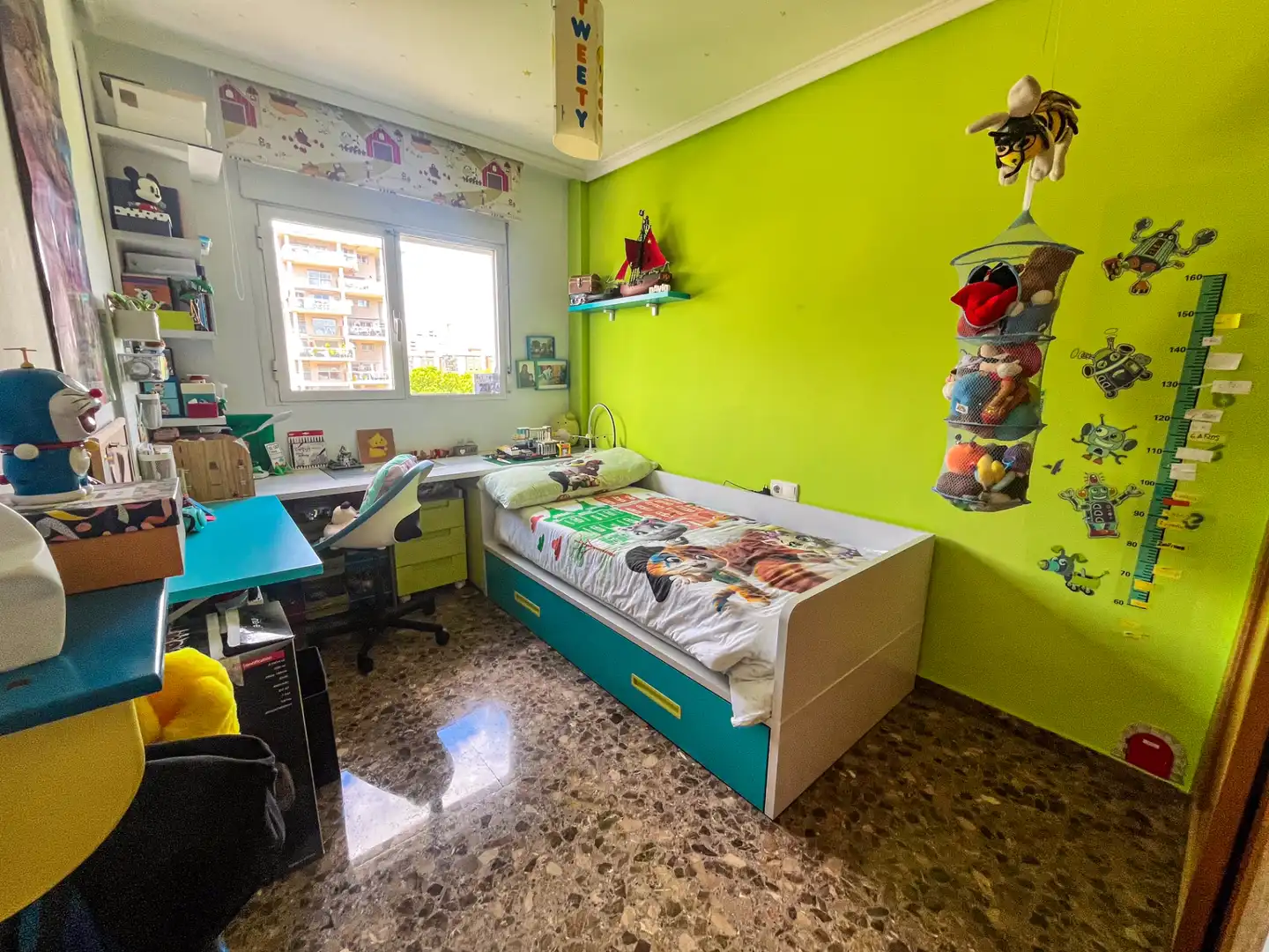 Bedroom of Flat for sale in Valencia  with Air Conditioner, Terrace and Swimming Pool