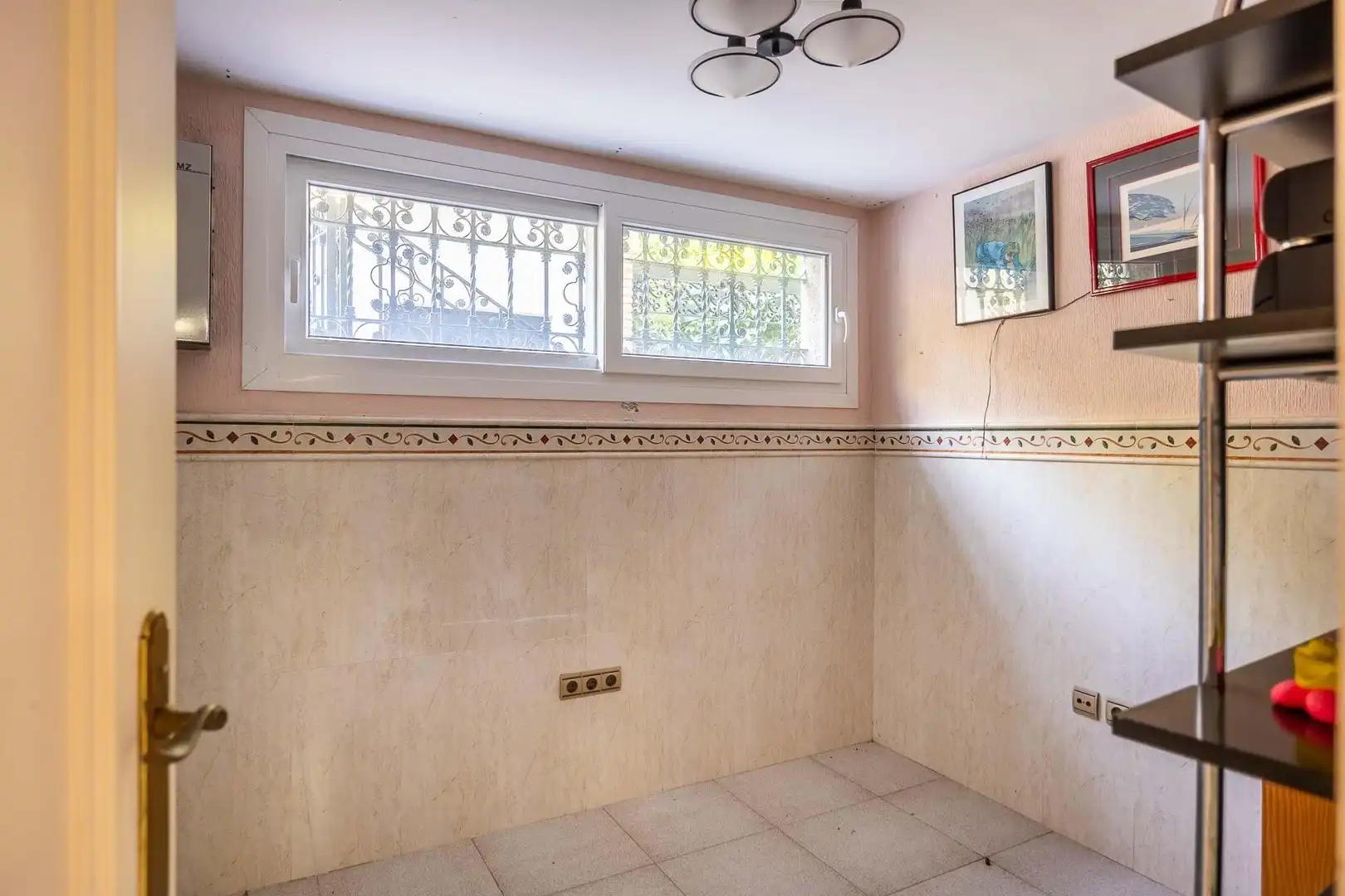 Casa o chalet en venta en Gelves con Jardín privado y Piscina comunitaria