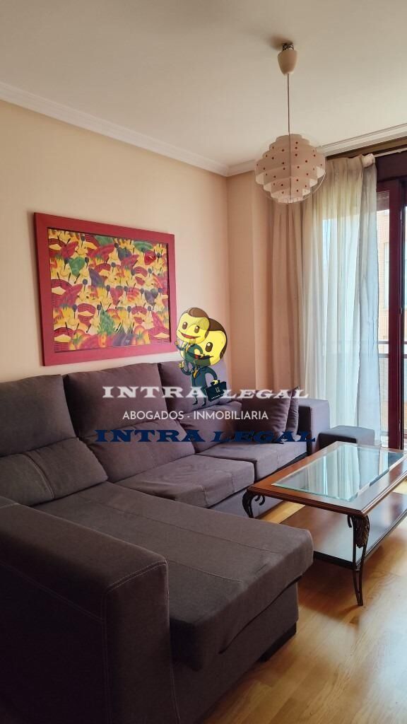 Living room of Flat for sale in Salamanca Capital  with Heating, Terrace and Swimming Pool