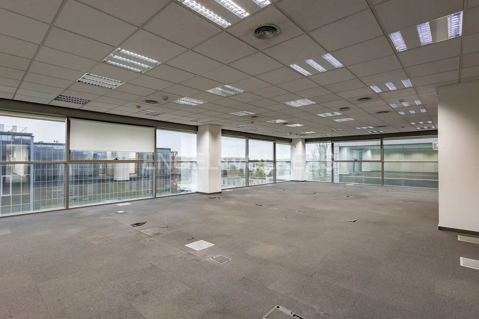 Office space with lift to rent in Zona Industrial, imagen 48