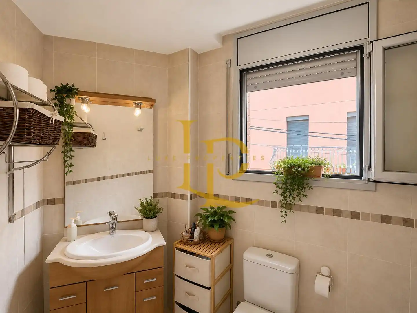 Bathroom of Flat for sale in Castellbisbal  with Air Conditioner, Heating and Oven
