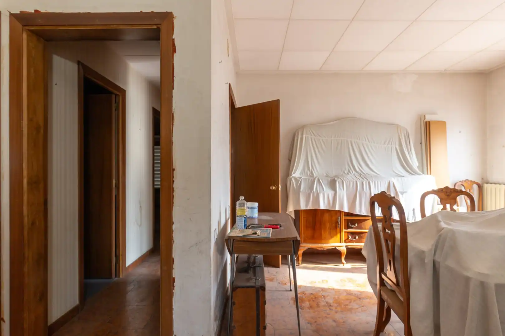Dormitori de Casa o xalet en venda en Rubí amb Terrassa i Traster