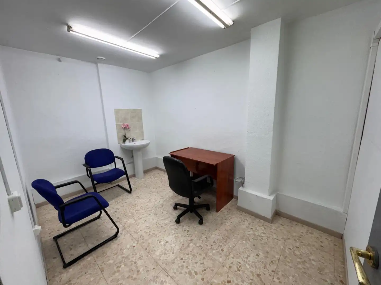 Local en venta en San Juan de Aznalfarache