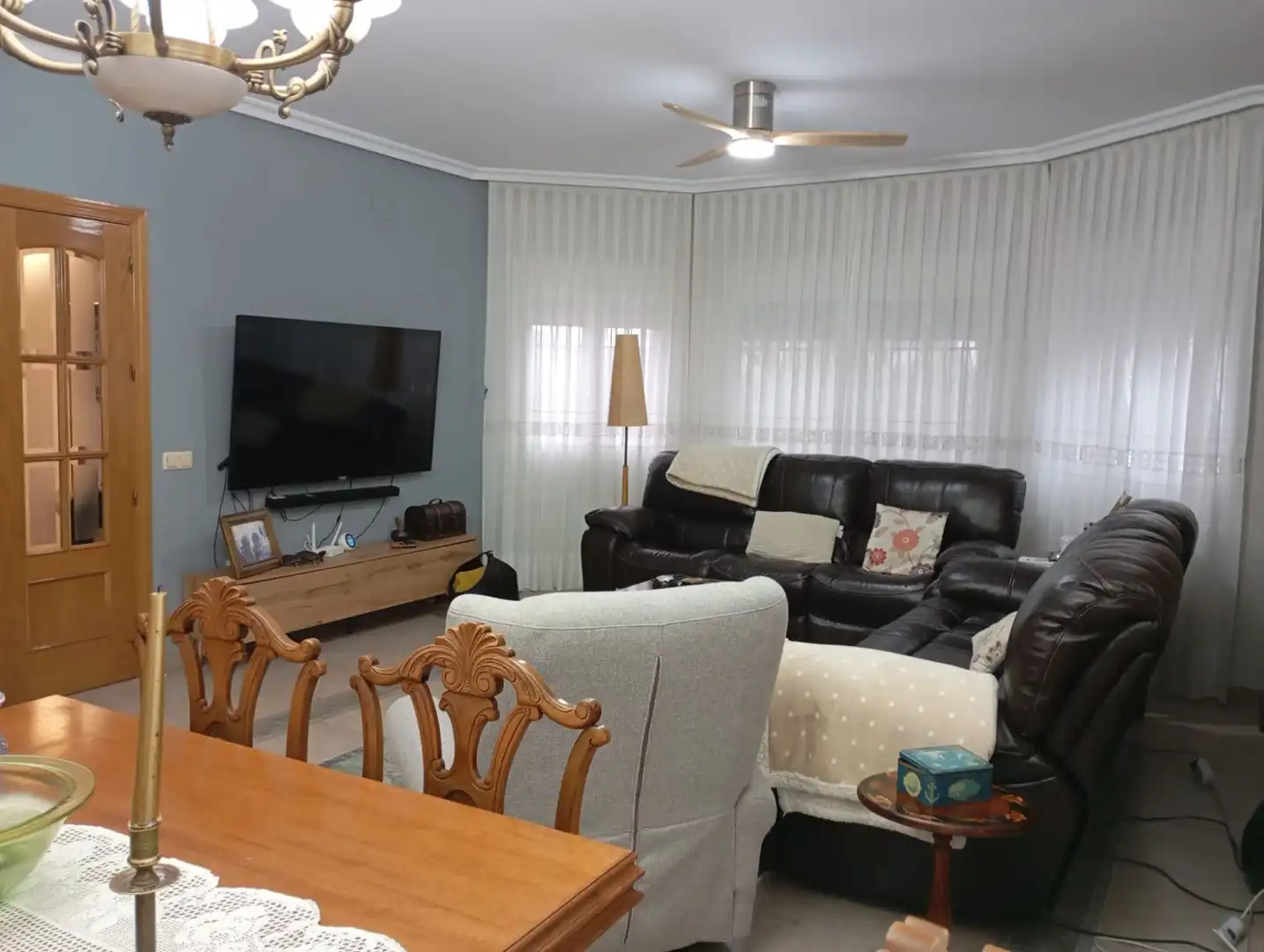 Wohnzimmer von Haus oder Chalet zum Verkauf in Valdepeñas mit Klimaanlage, Heizung und Terrasse